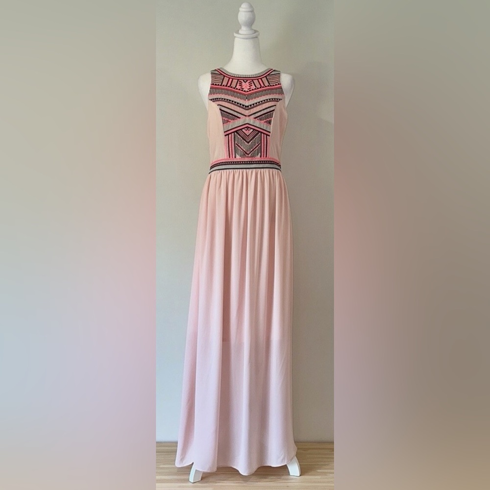 GB Gianni Bini embroidered blush pink sleeveless maxi dress sz M NWT